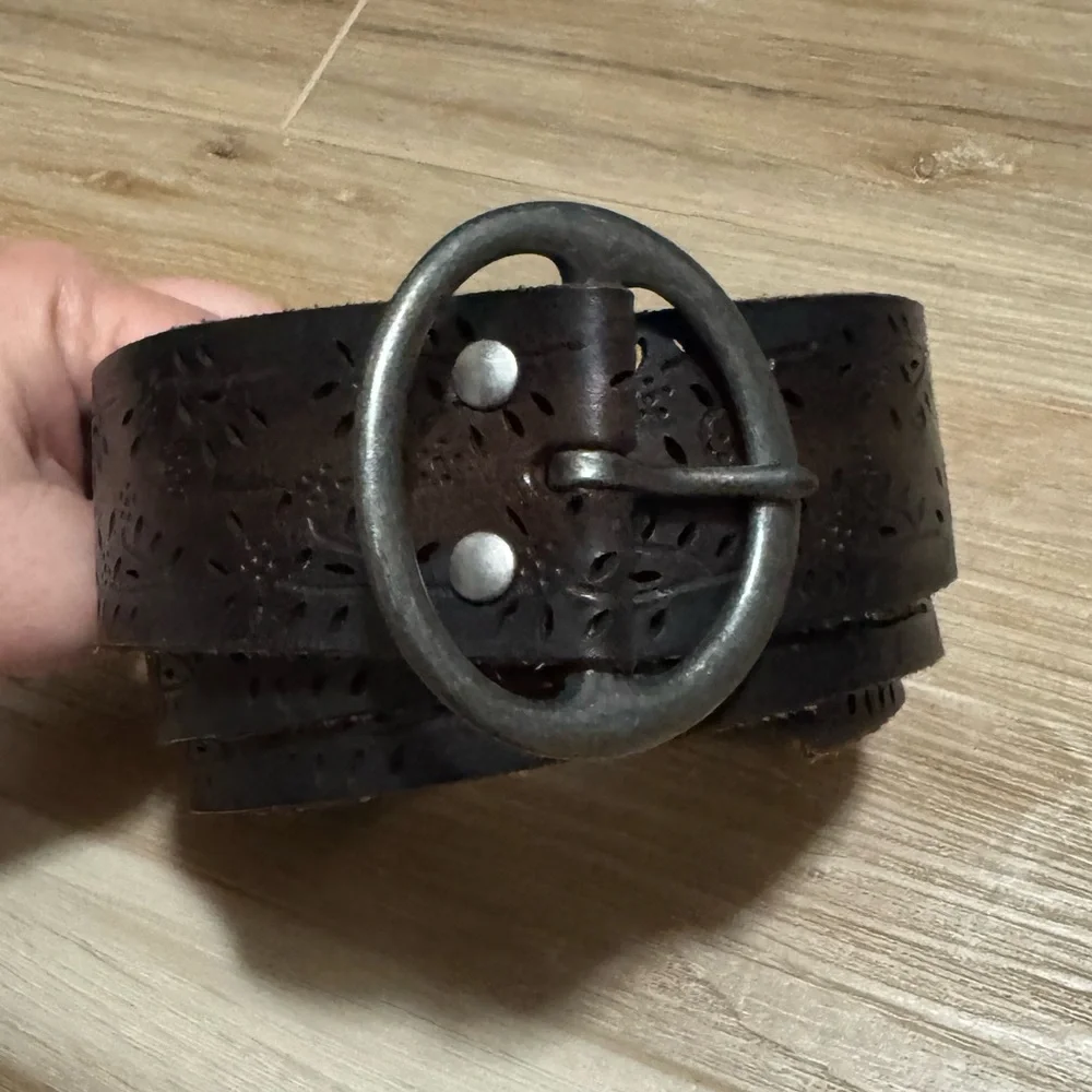 AEO dark brown leather belt